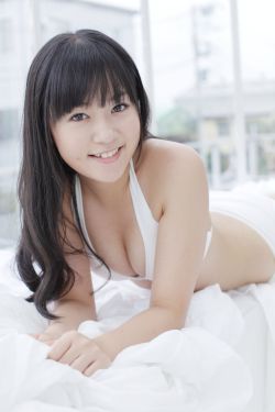 日本大胸丝袜美女